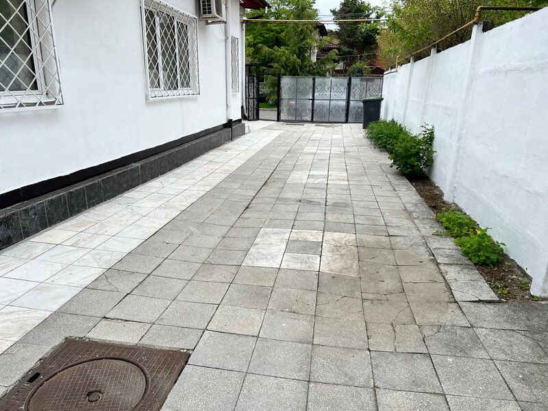 Piata Muncii, Vatra Luminoasa, casa 150 mp + curte, sediu firma.